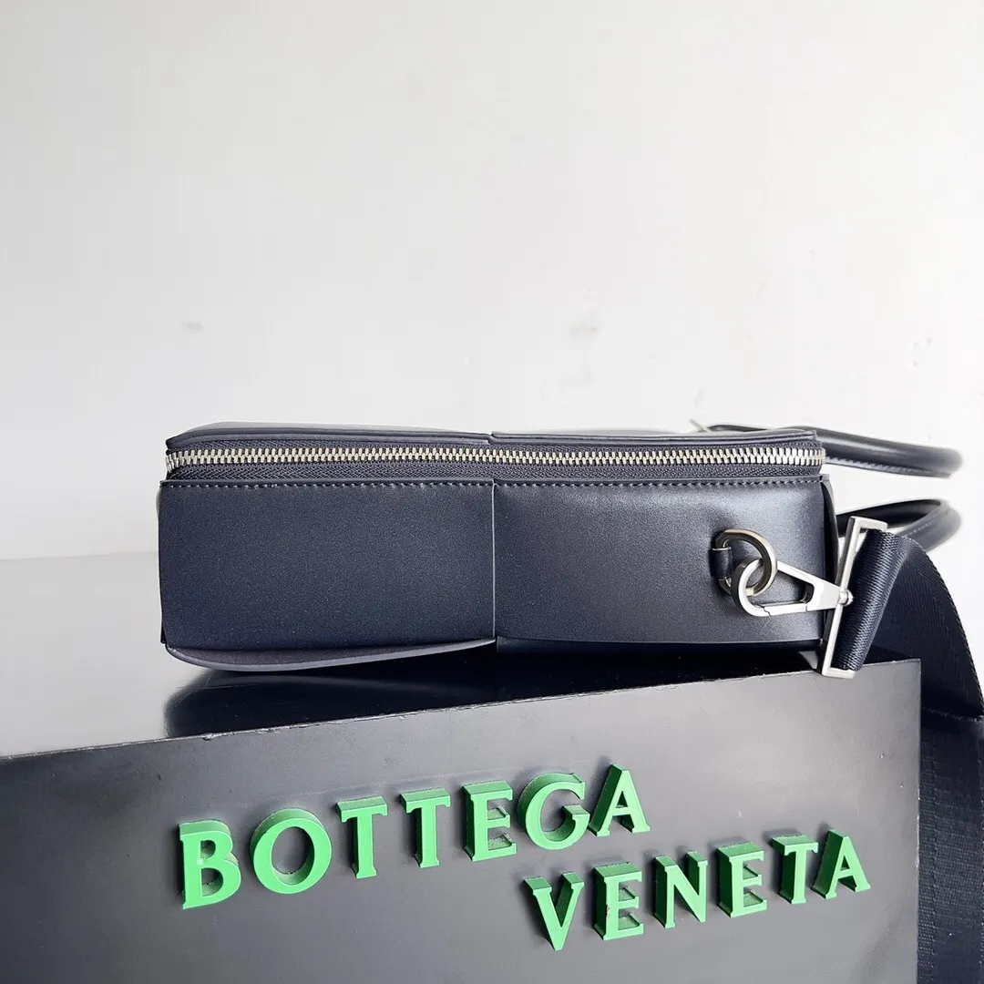 All categories 💚 Authentic bags 💚 BV 2025 new Bottega Veneta large plaid woven men's briefcase